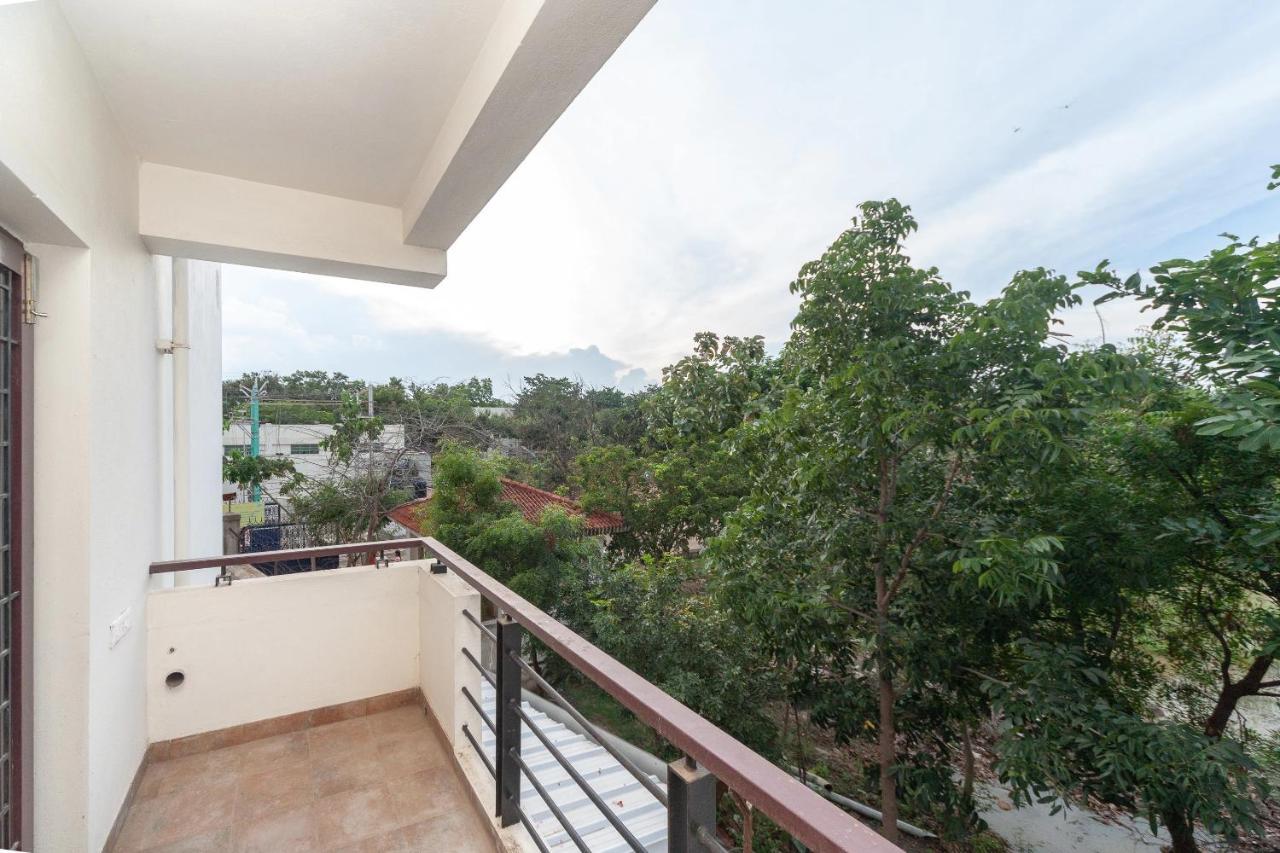 Tulips Residency - Airport Hotel Pilamedu ภายนอก รูปภาพ